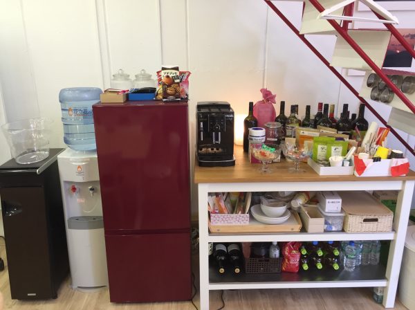 飲み物や軽食はこちらから