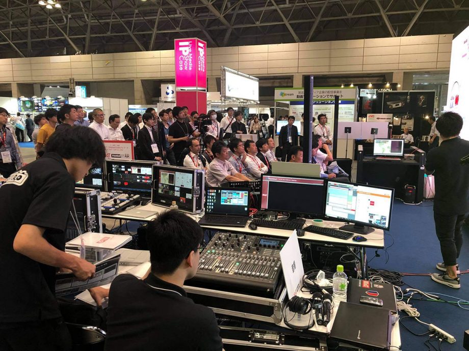 パンダスタジオはeスポーツイベントや配信に必要な機材のレンタルと技術者の派遣を行なっています。数々のeスポーツの現場を裏方として支えています。