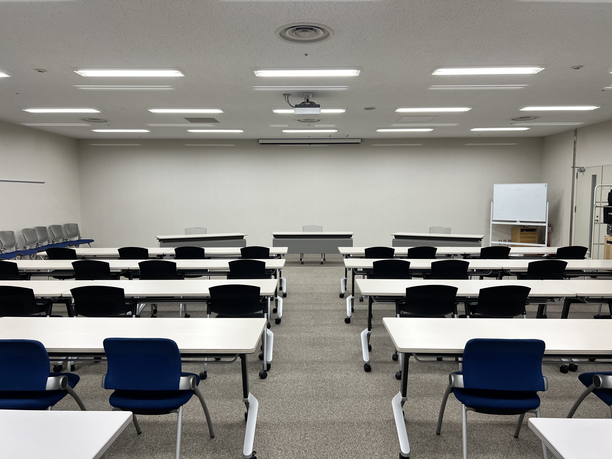 お台場：第4スタジオ（準備中）